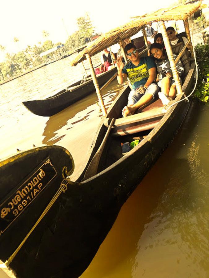 Aham Yoga Nest Bed & Breakfast Alappuzha ภายนอก รูปภาพ